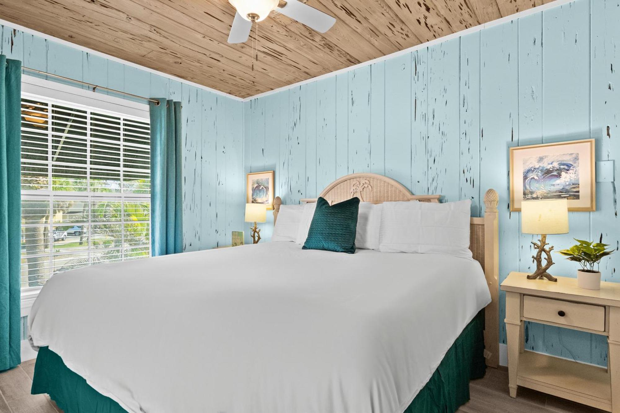 Parrot Beach Cottages Сиеста-Ки Номер фото